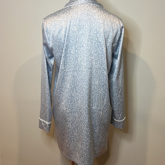 Something Navy Women’s Silk Robe - Picture 9 of 12